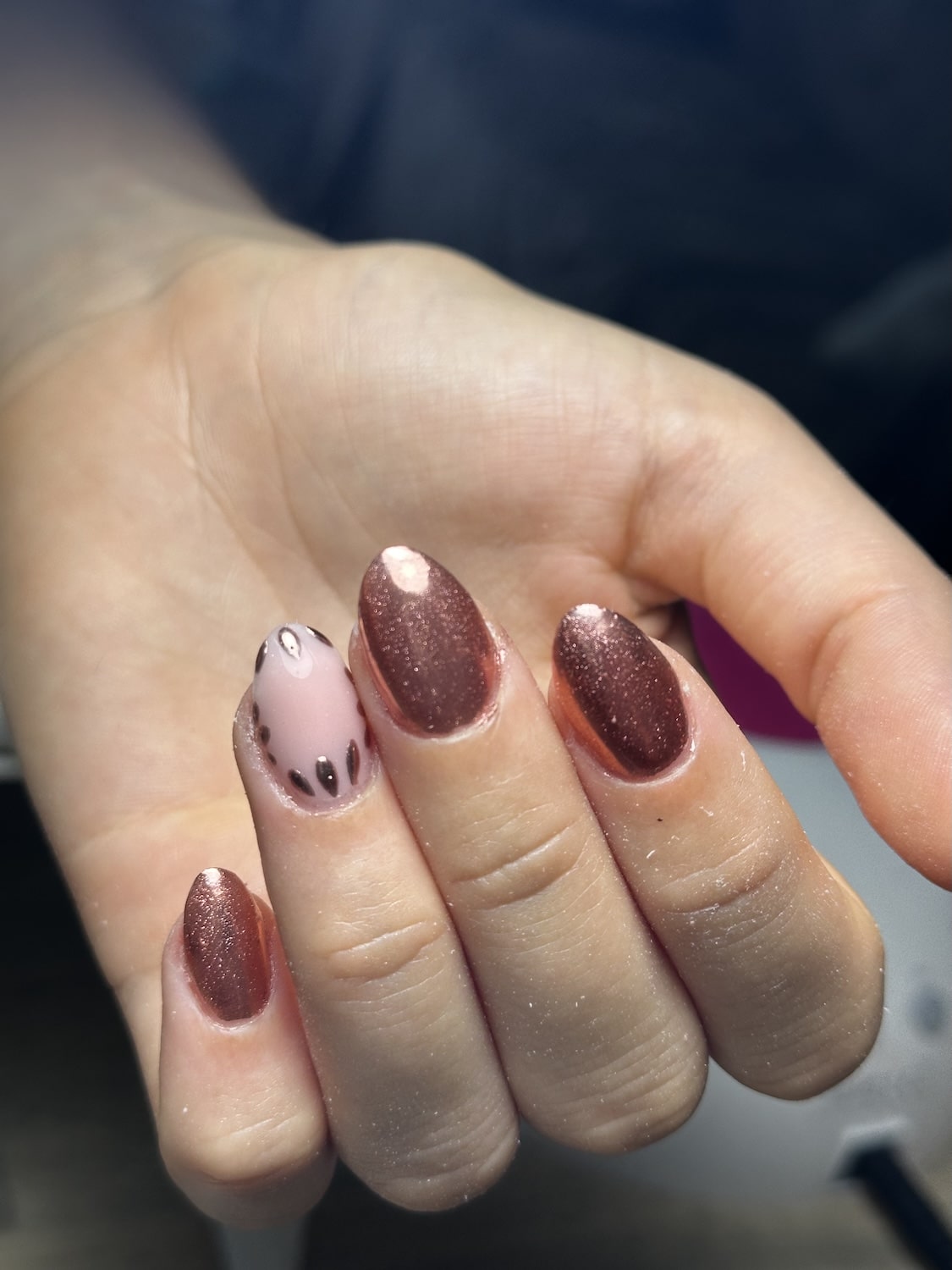 Cocon de Jade, Ongle 12