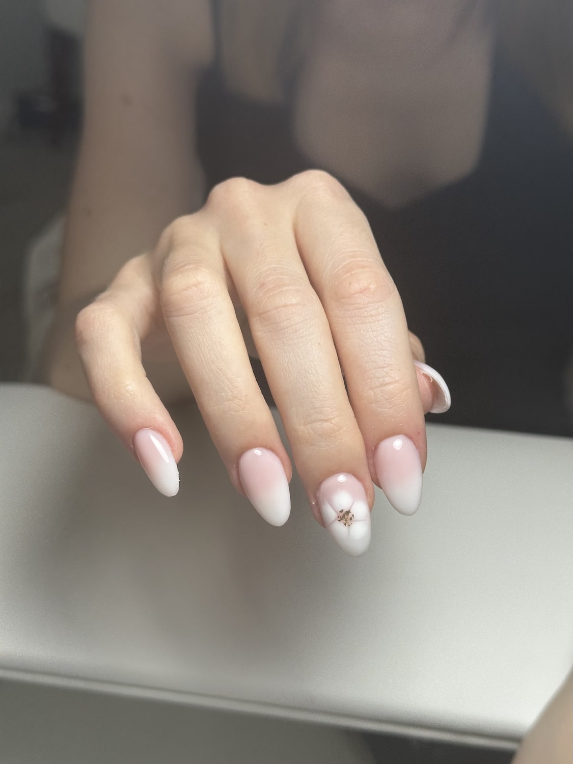 Cocon de Jade, Ongle 13